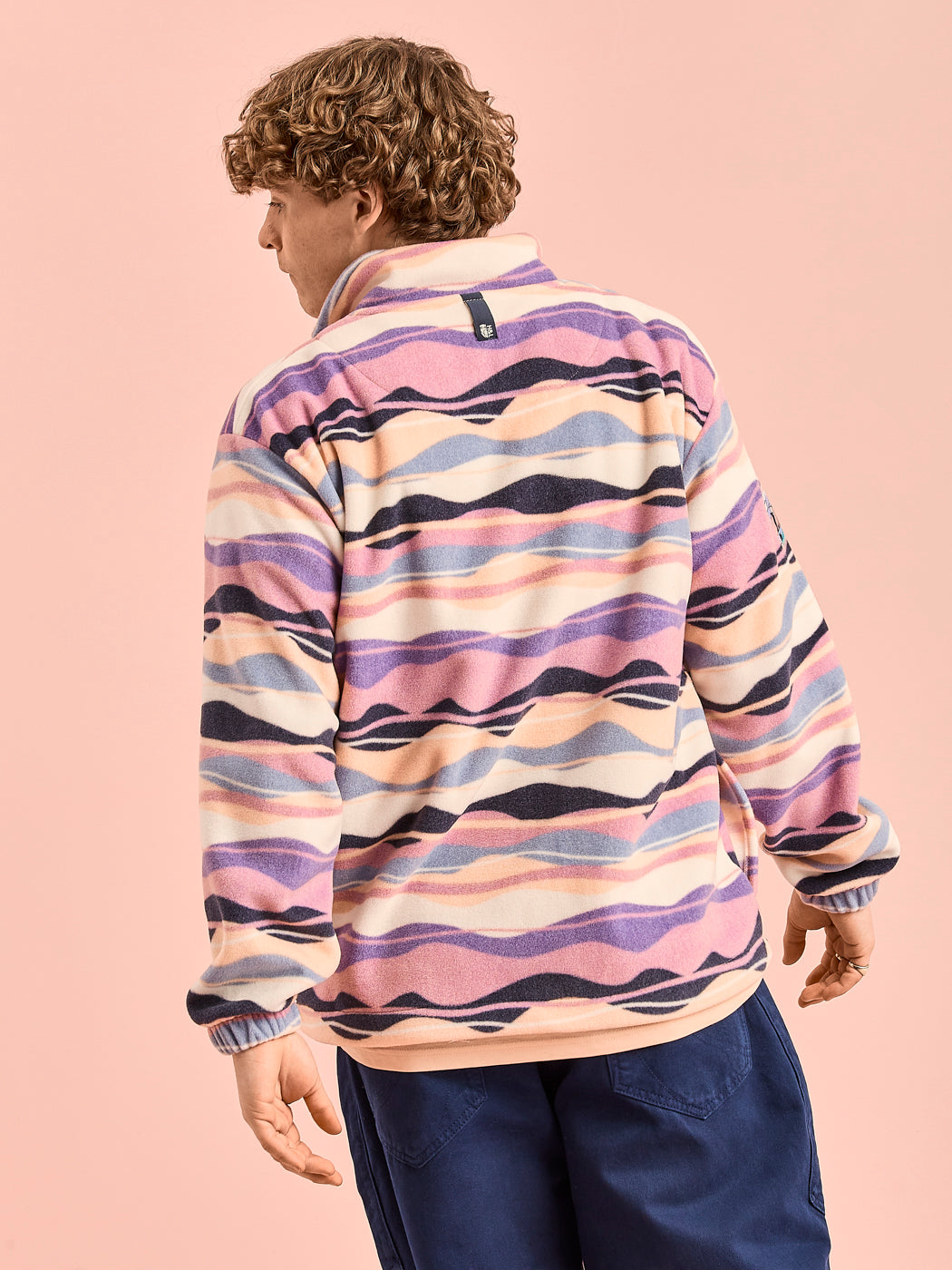 Back shot of the printed fleece in the new mountain wave graphic. 