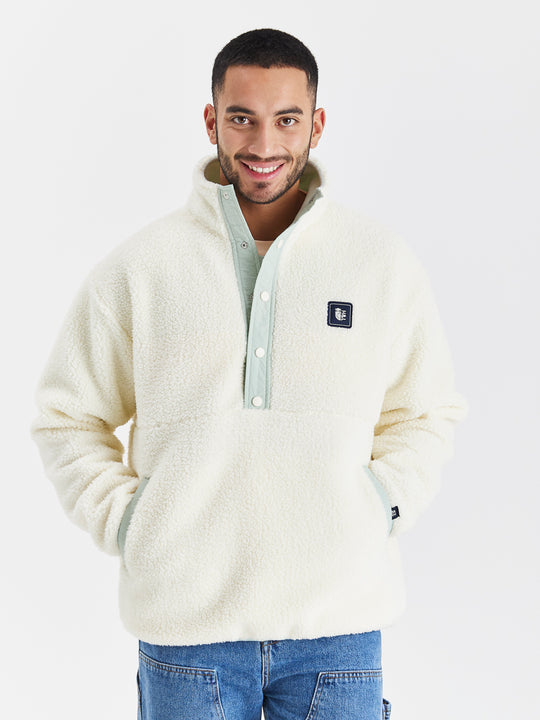 Hawthorn Sherpa Fleece mit Druckknopfkragen, Creme und blassem Salbei 